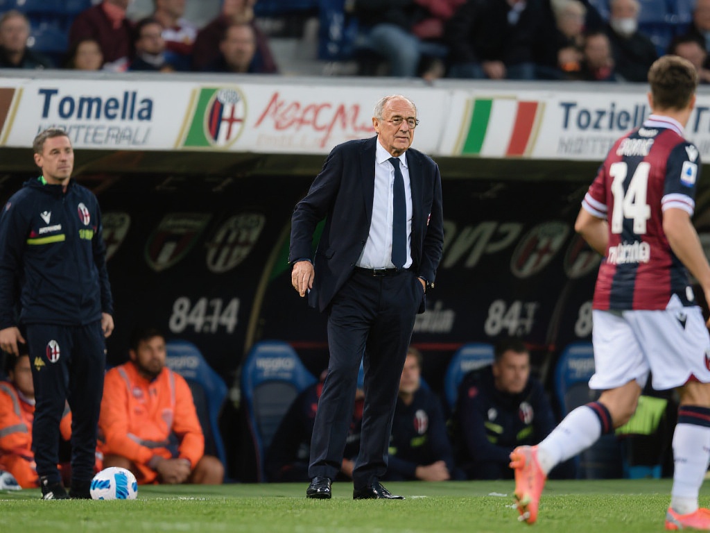 73岁拉涅利神级补锅:意甲称霸全欧第1猛 然而,进入古稀之年,拉涅利并未选择退隐江